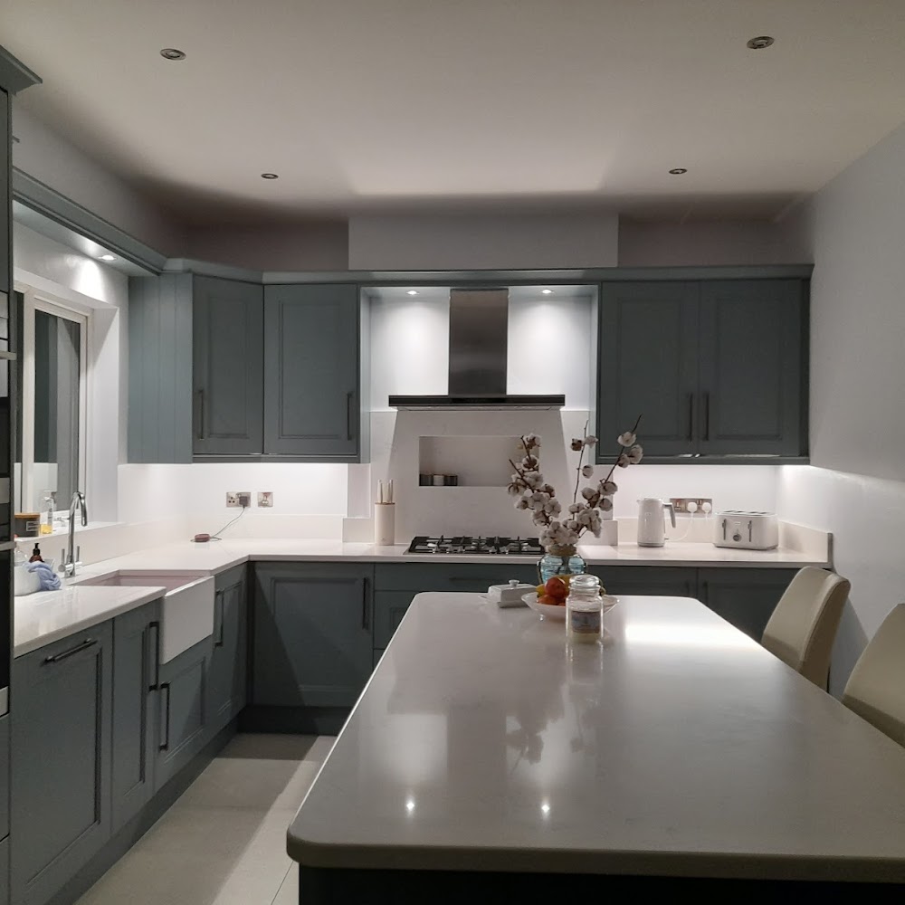 a & r Interiors