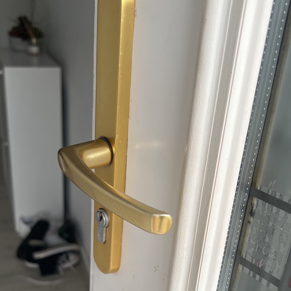 Strand and Lock