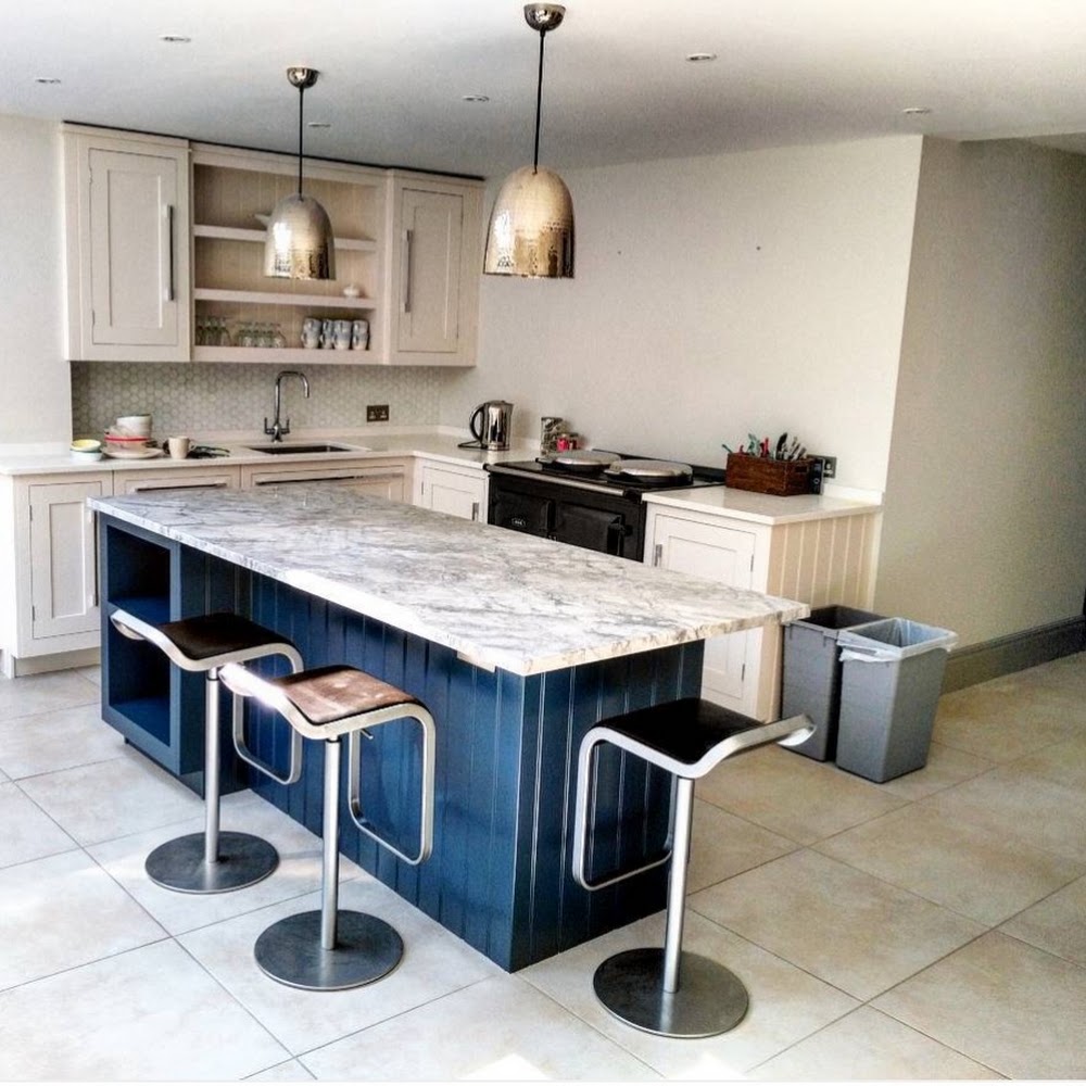 Brackstone Decorating