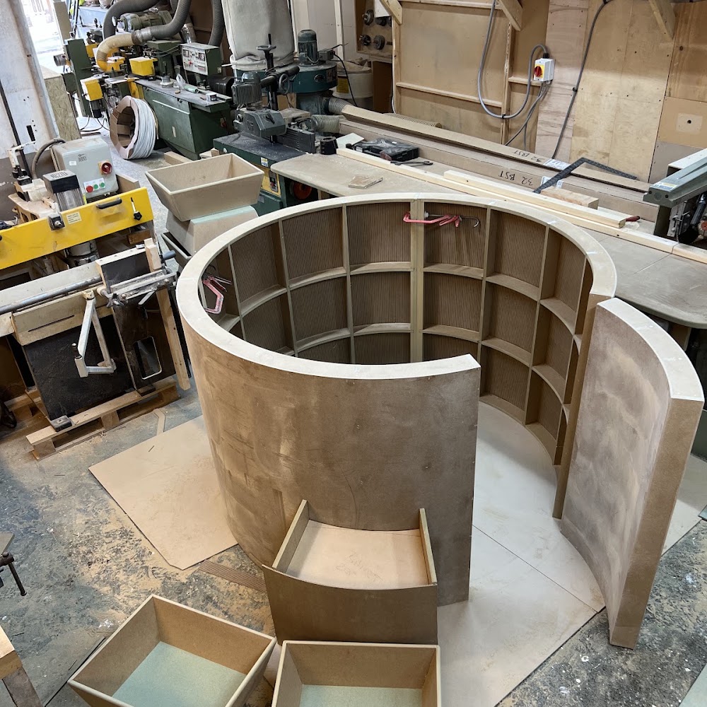 Dy-Namik Joinery & Carpentry LTD