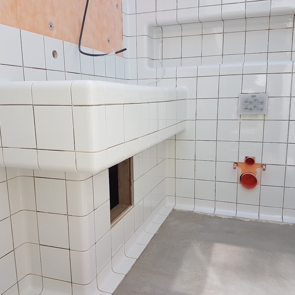C & A Bennett (Tiling Contractors) Ltd
