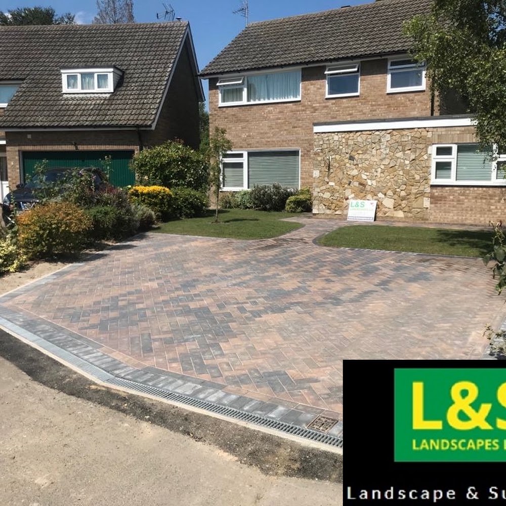 L&S Landscapes – Resin & Paved Driveways & Patios