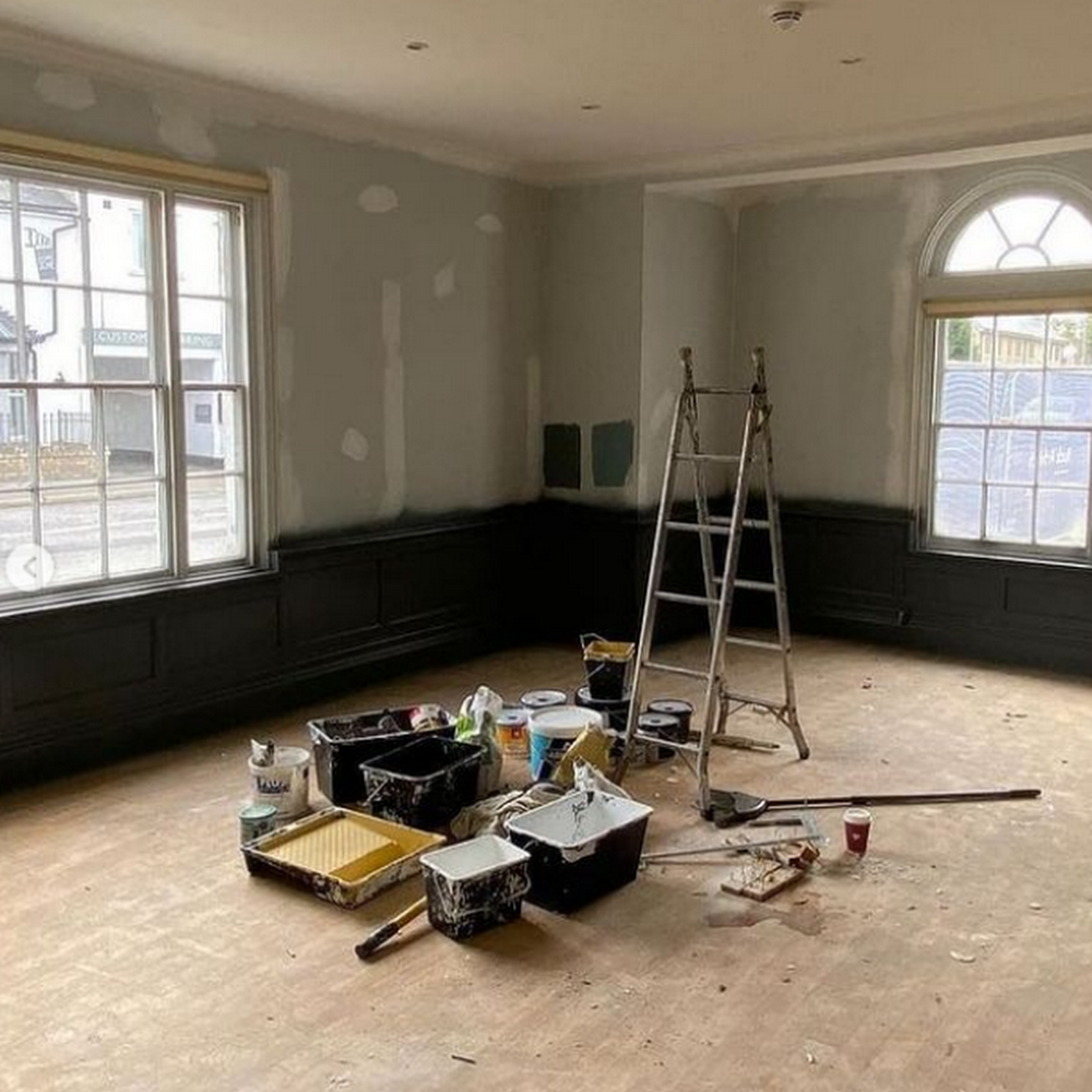 Kevin James Decorating