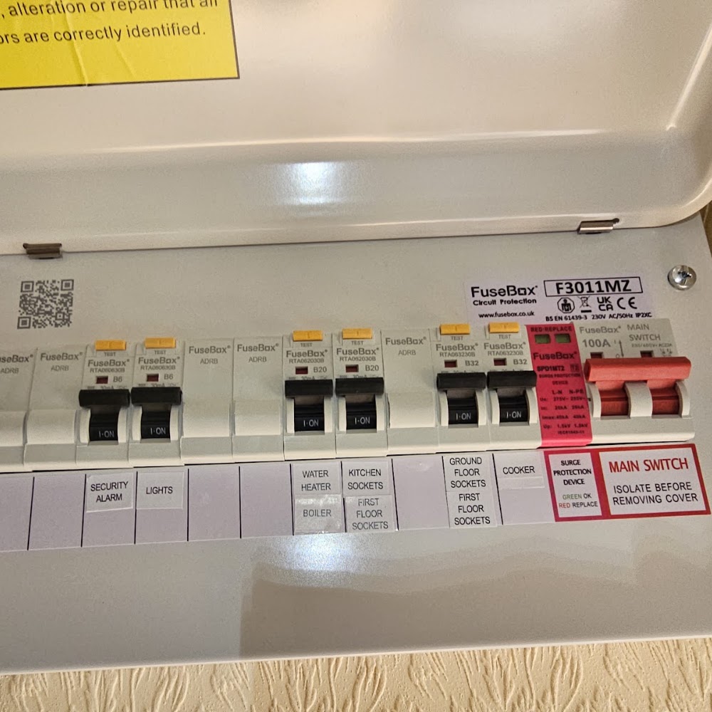 12 Electrical & Emergency Electrician