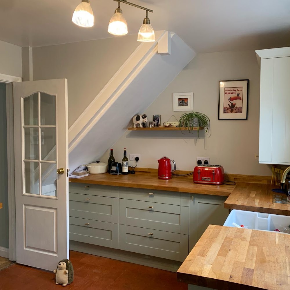 Rhiwbina Kitchens, Bathrooms & Bespoke Carpentry