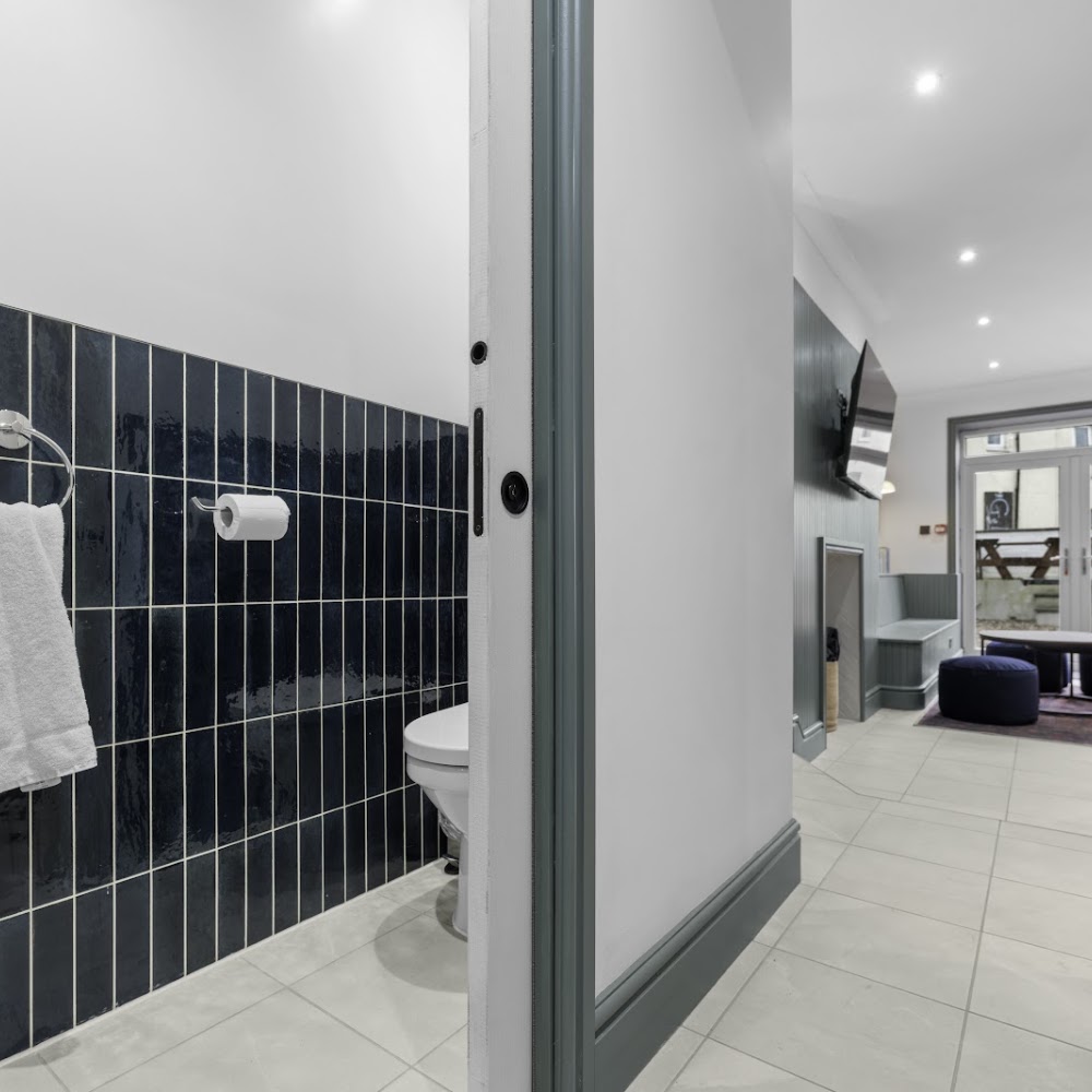 H Herbert Bathrooms and Kitchens