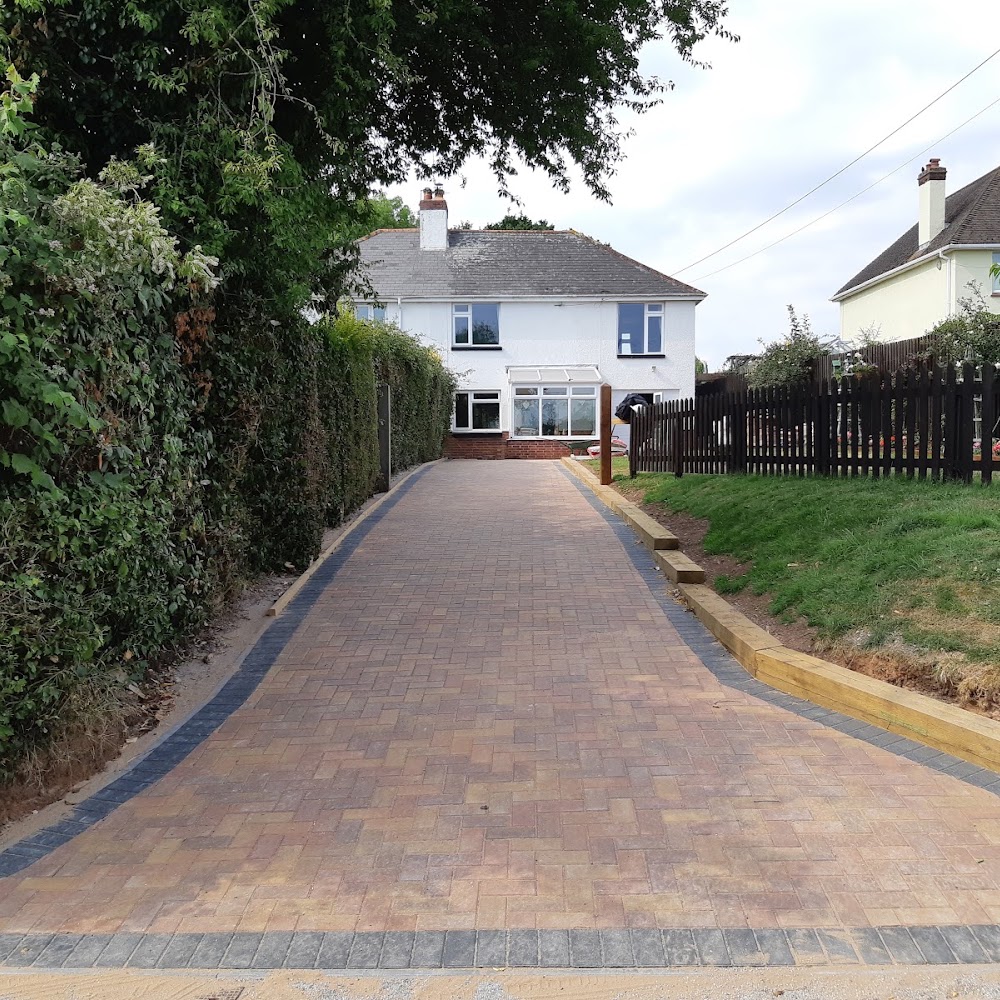 Exe-Terior Landscaping Paving & Patios