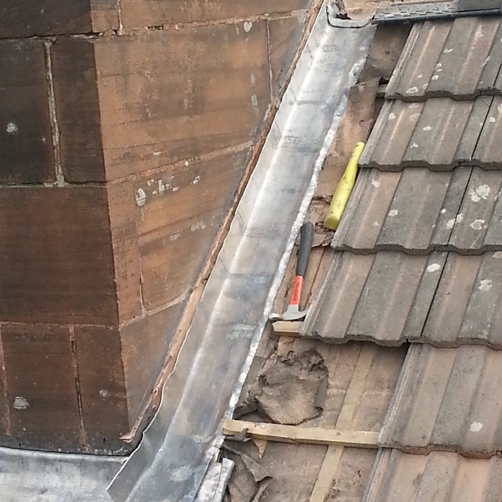 Adroit Roofing