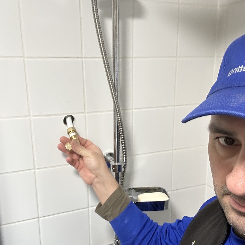 PipeWorks Plumbing and Heating