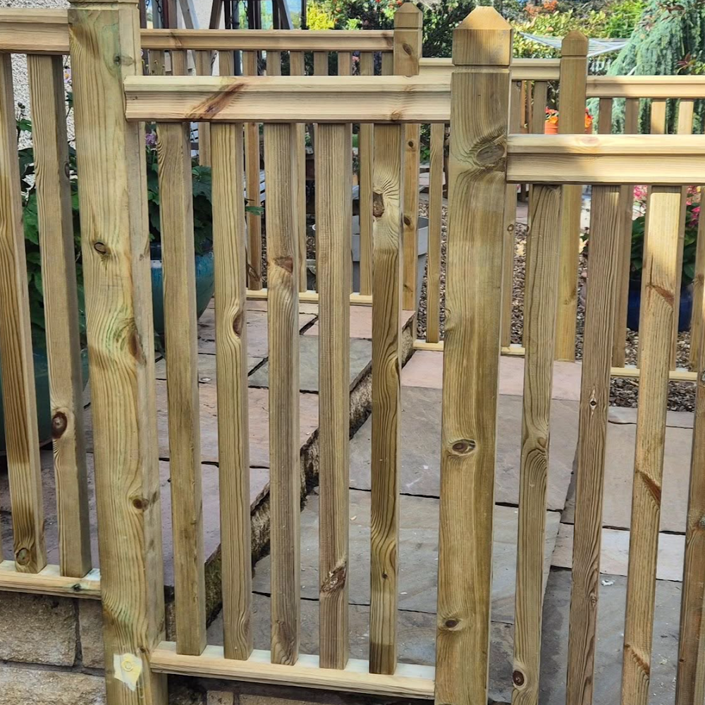 Fencing Company Leicester - Installations and Repairs Contractor