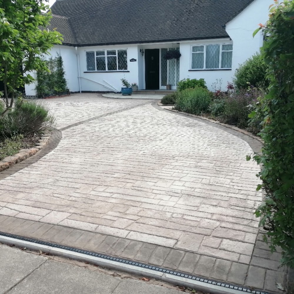 SOMCRETE Driveways & Patios