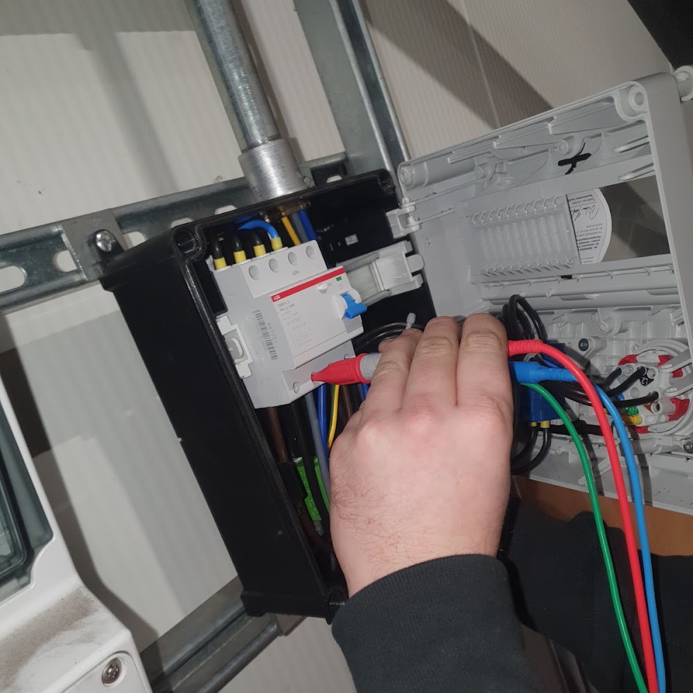 365 Electrician