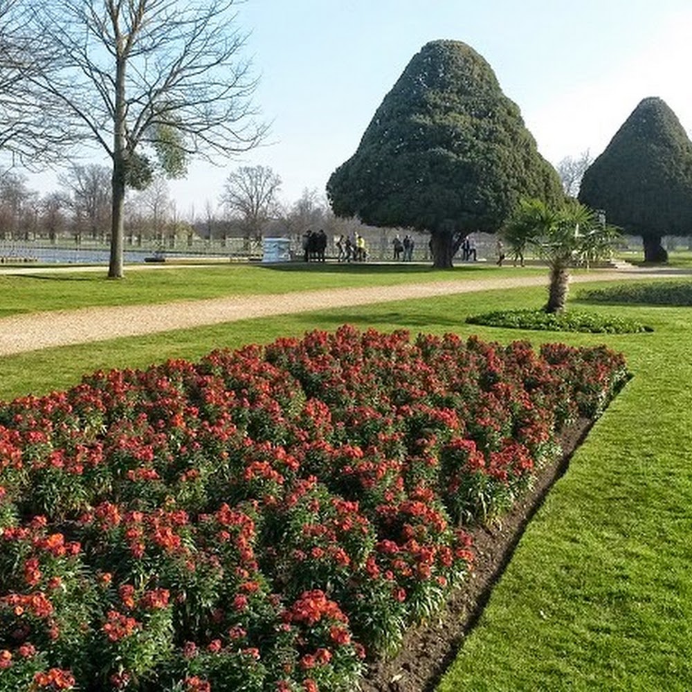 Leicester Gardening Services Ltd