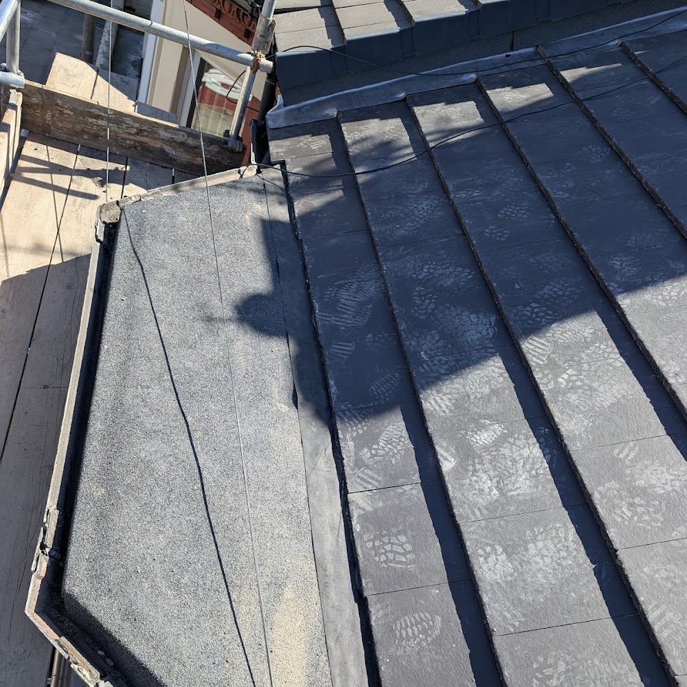 J&S Roofing services