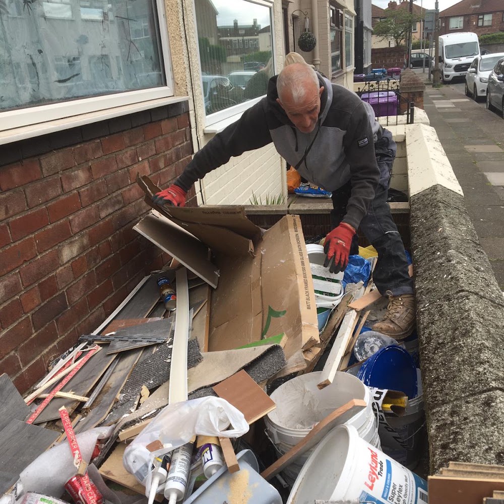 Waste removal | man with a van Liverpool | Rubbish Removal Liverpool | House removals