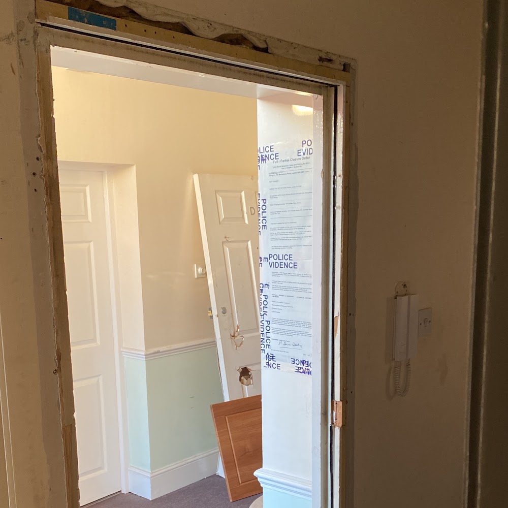 Charlie Security Locksmiths Whitechapel