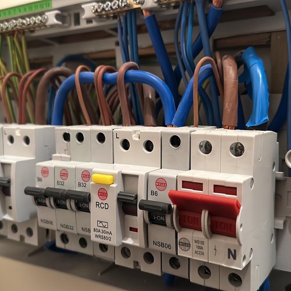 AA Electrical Installation Services