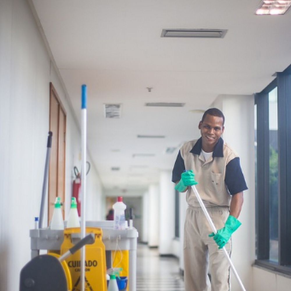 IVS CLEANING