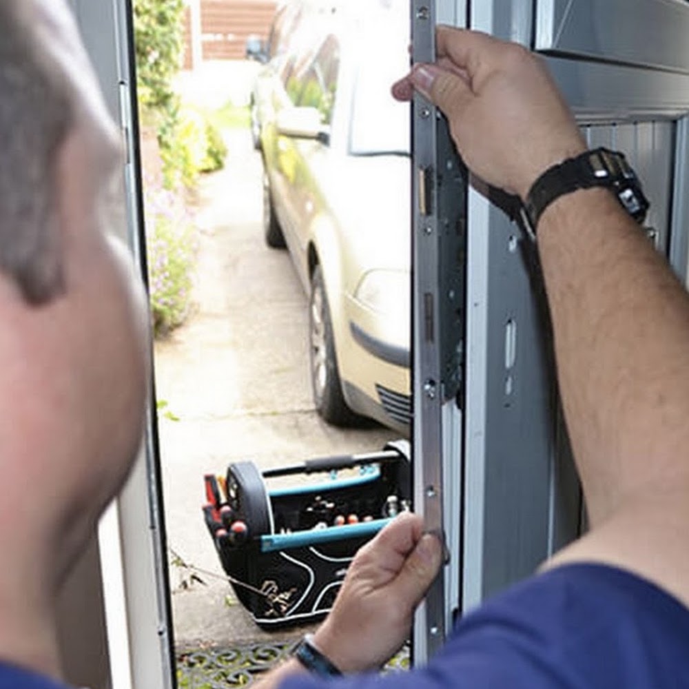 LockTitan Locksmith Finsbury Park
