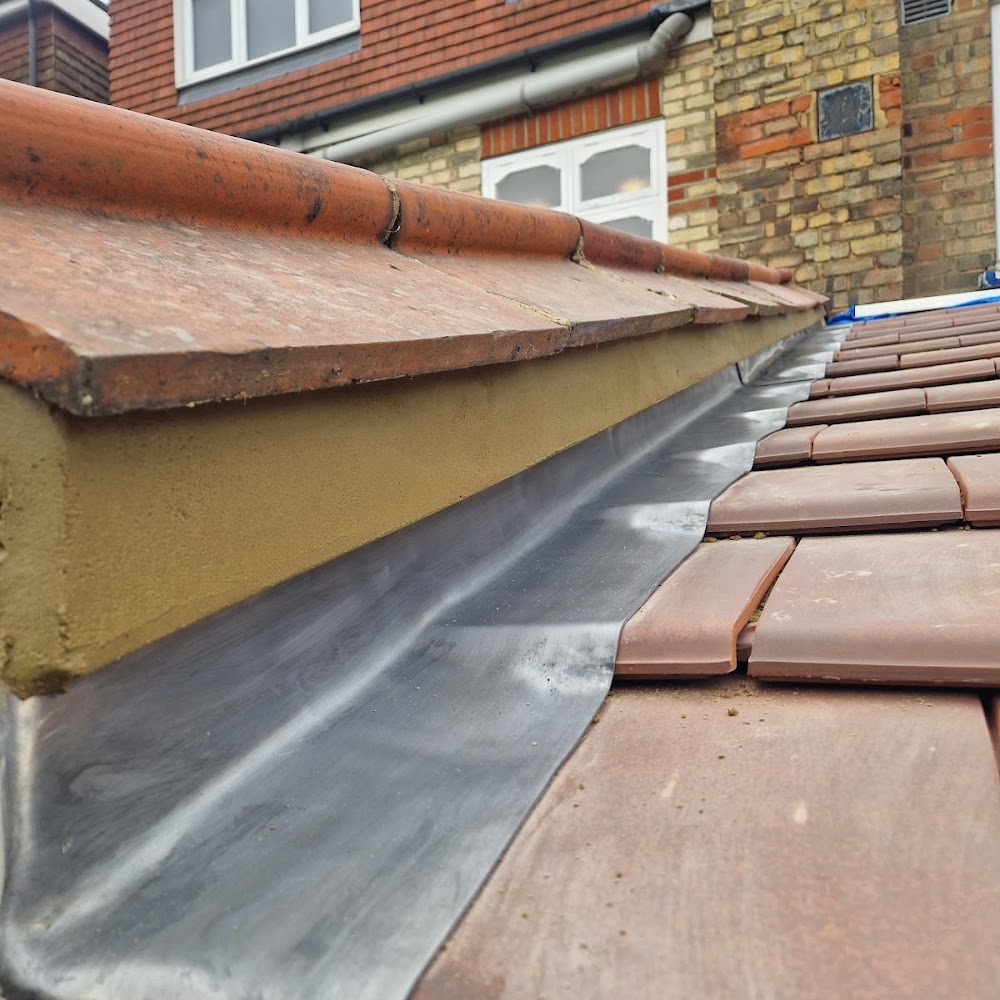 Tr Roofing