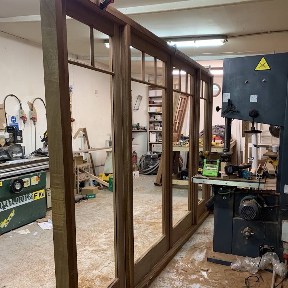 P Davies Joinery