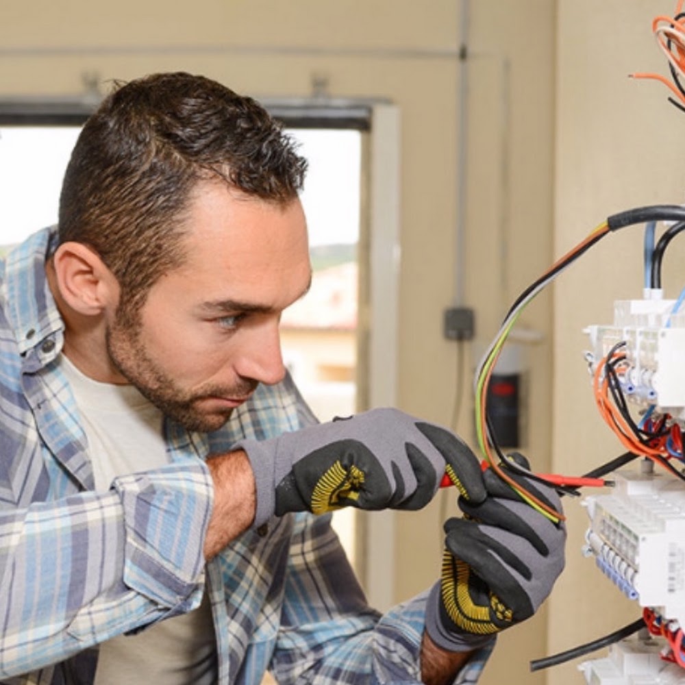 Emergency Electrician Camden