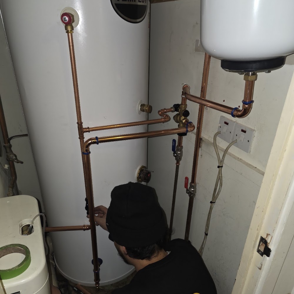 IQ Plumbing Services Ltd