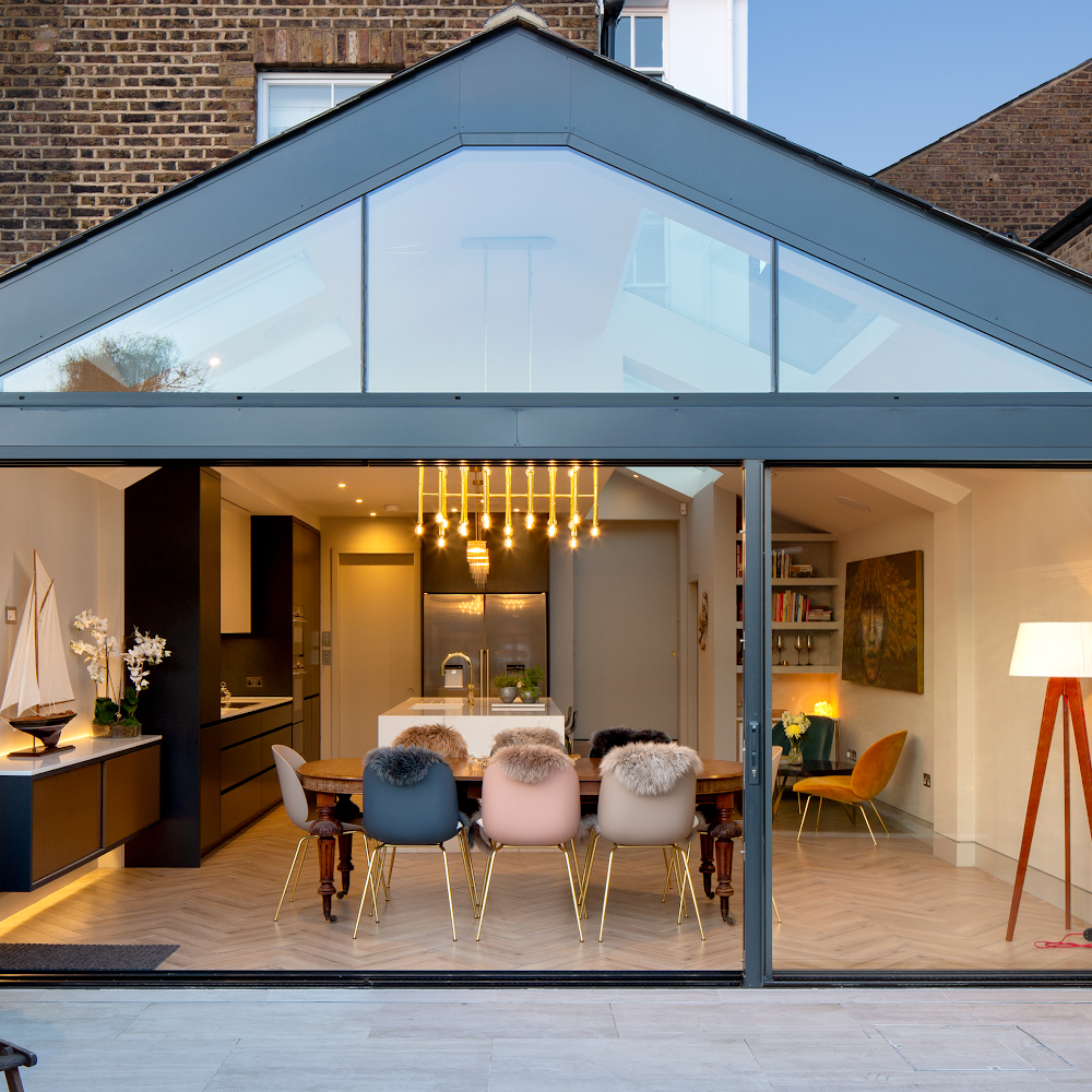 Stuart James Associates