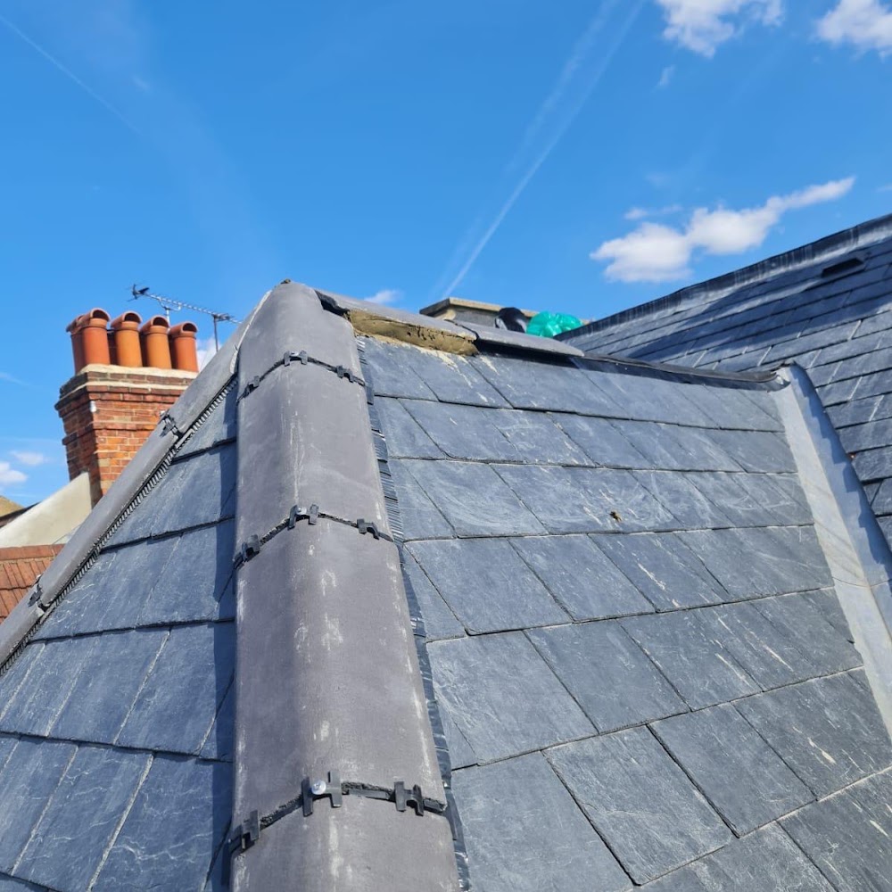 M.N.O SPECIALIST ROOFING & EXTERIORS LTD