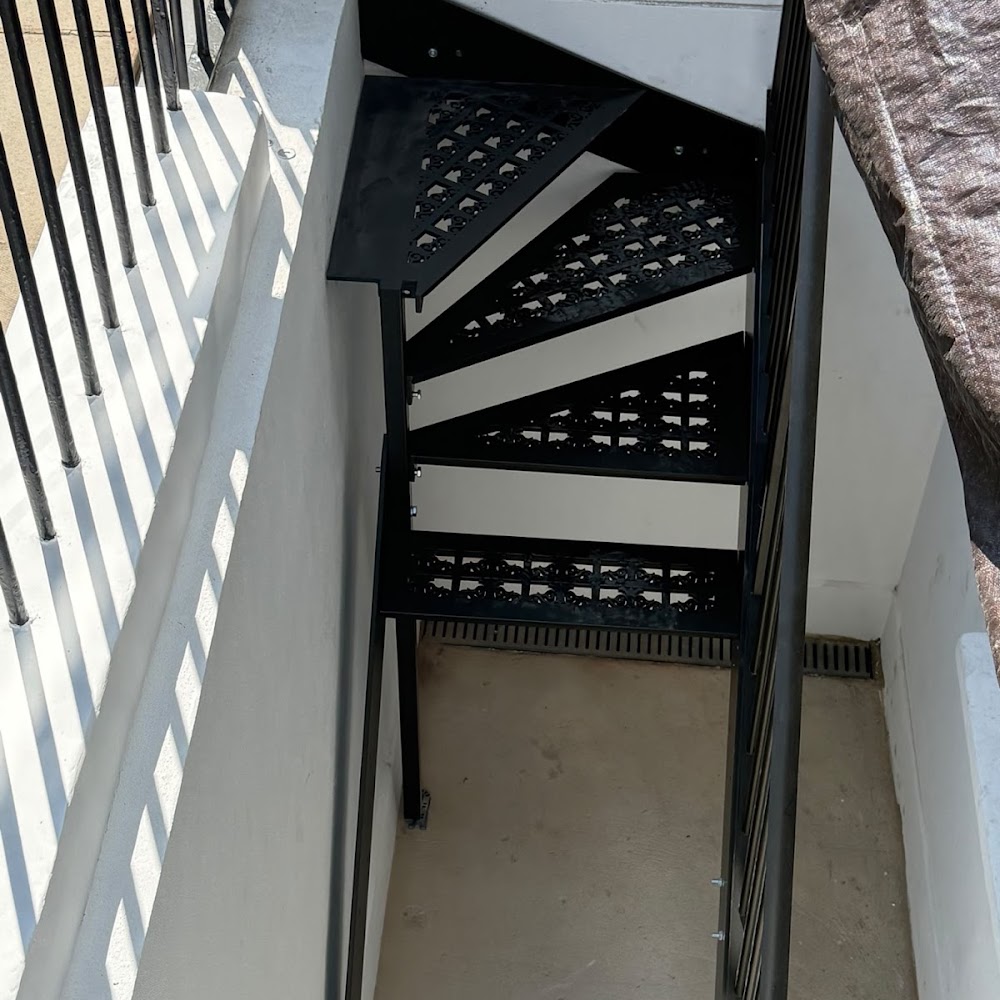 Kensington Services – Bespoke Gates, Railings & Metalworks