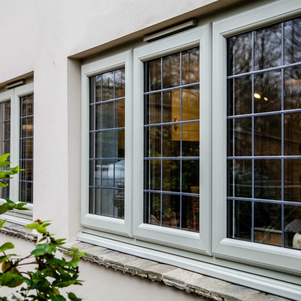 LG London Glazier & Glass Fitters
