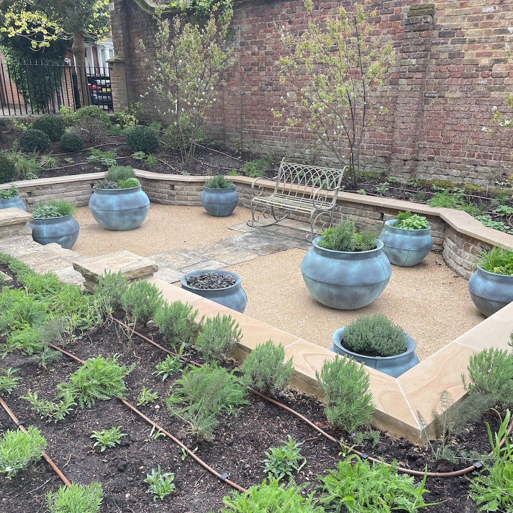 Andrew Jackson Gardens Ltd