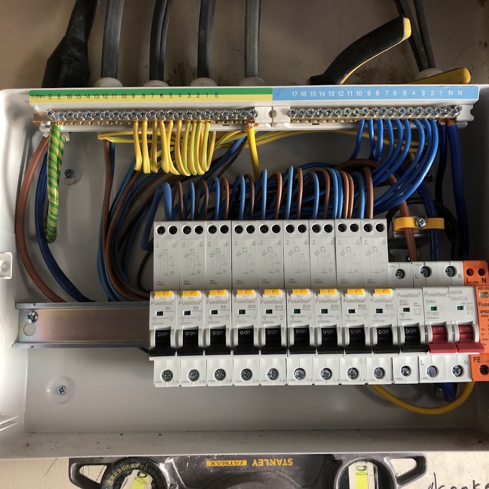 Maxi electrical contractor LTD