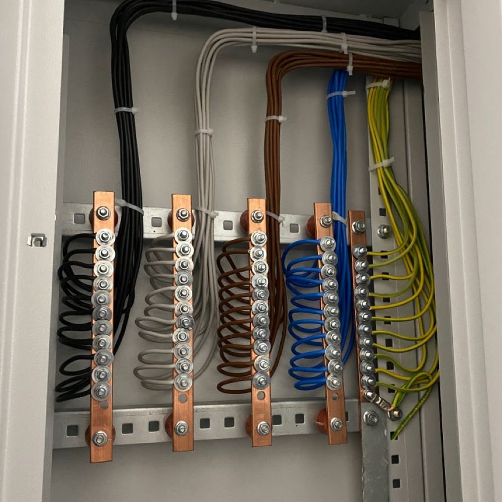 24 Hour Electrician Manchester