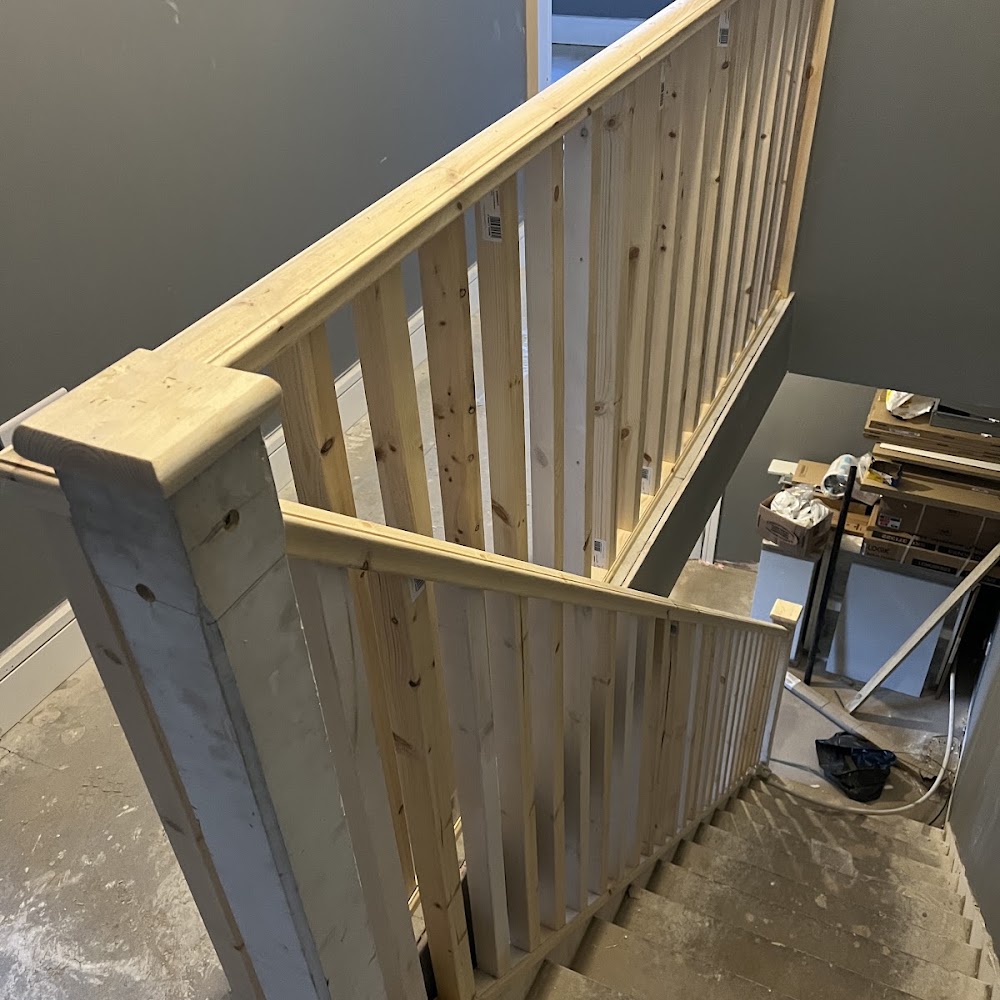 RM JOINER & BUILDER