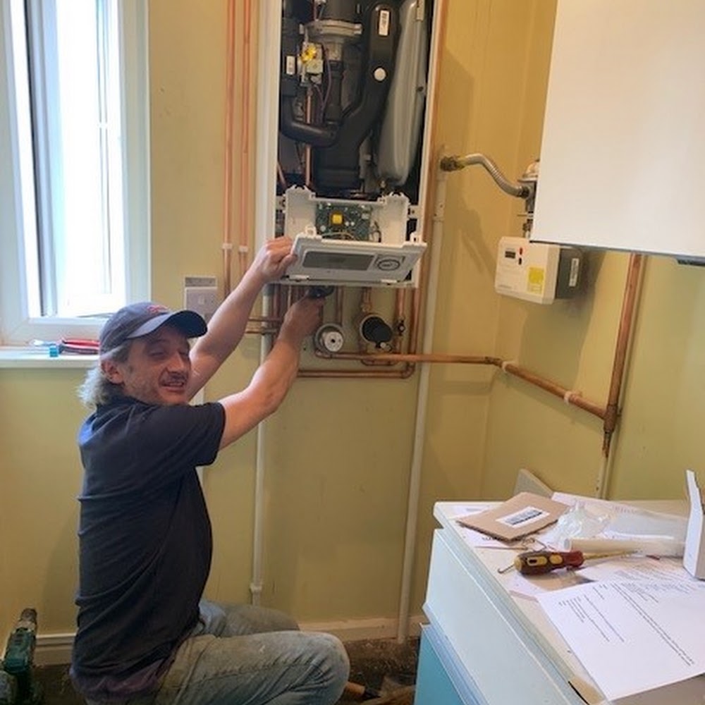 R S Heating & Building Co