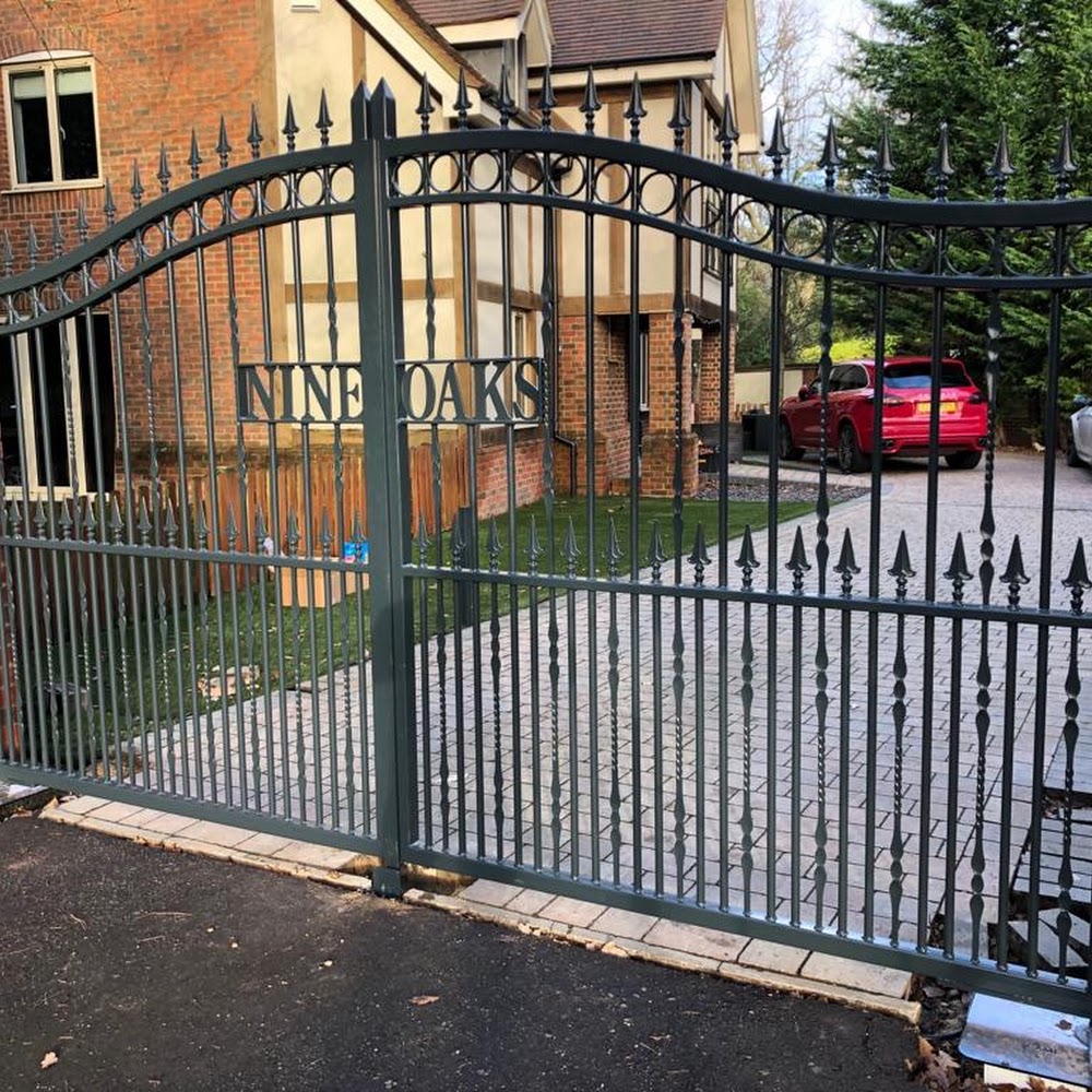 New Forest Fencing and Gates Ltd
