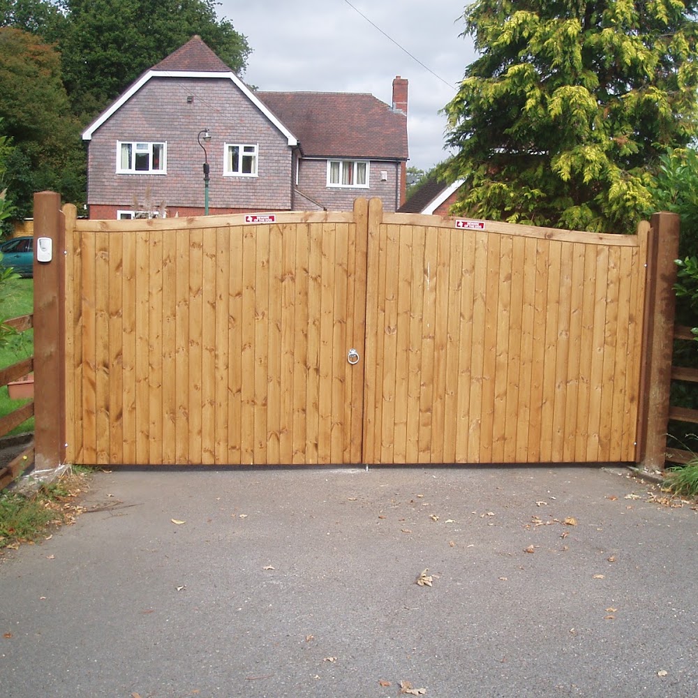 KM Fencing