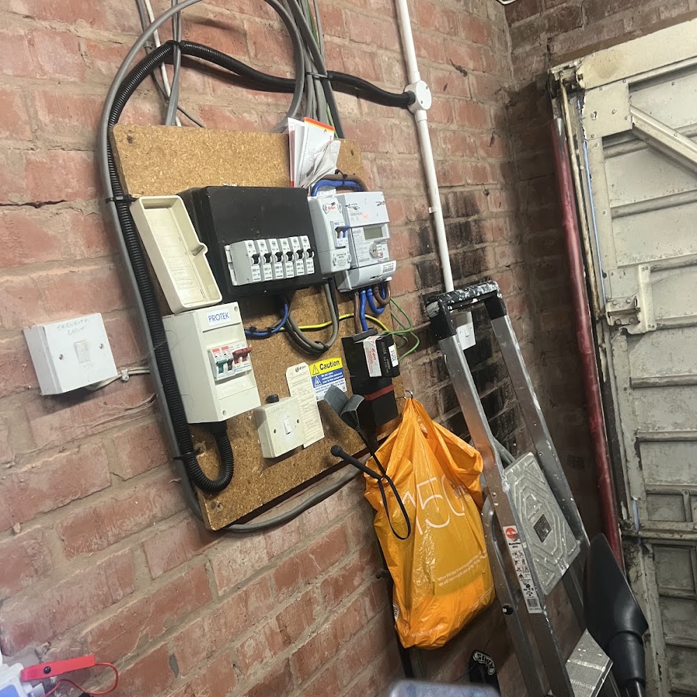 Ollie Parker Electrical