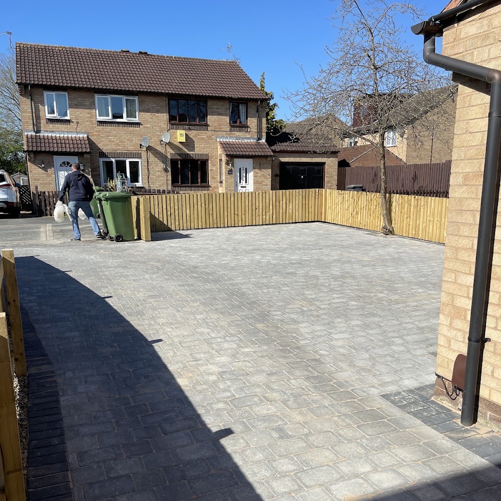 Elliott paving & driveways york