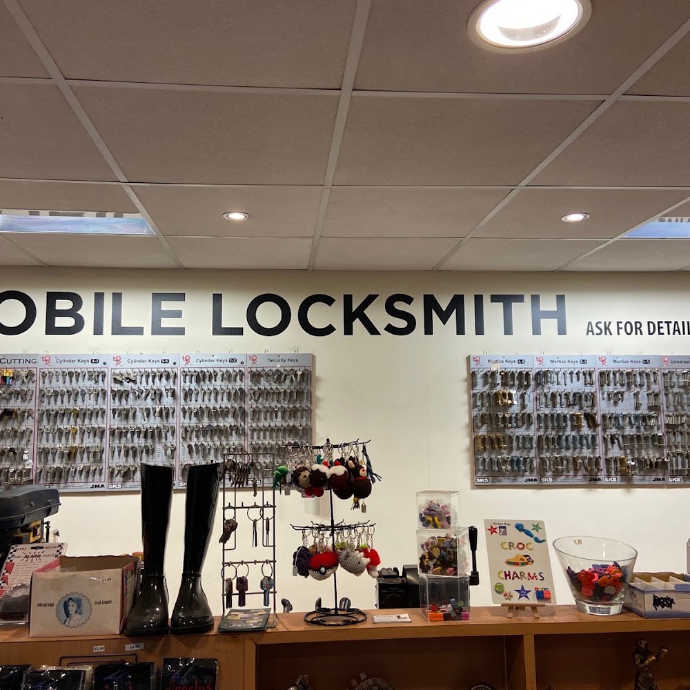 Clifton cobblers and mobile locksmith