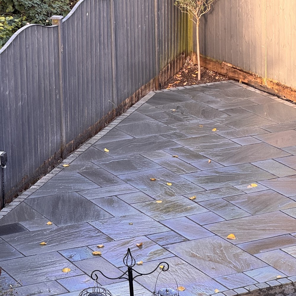 Robson Home & Garden